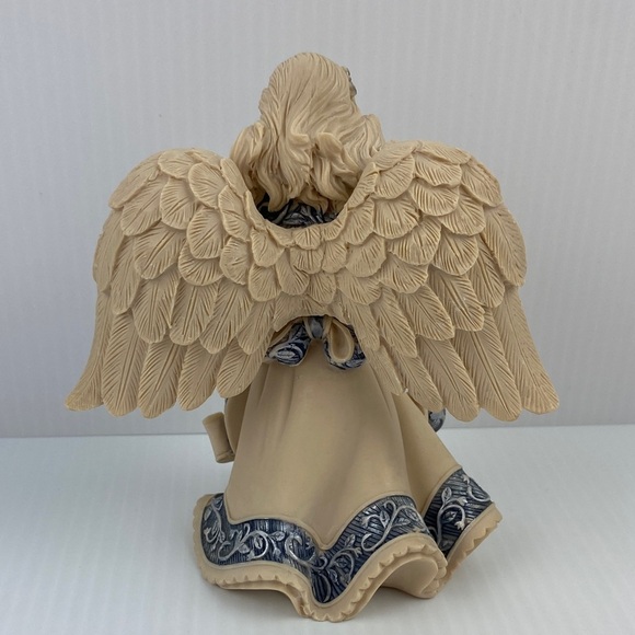 Sarah's Angels Granddaughter Figurine Resin Angel by Mindspring Studios 2005 - Picture 4 of 10